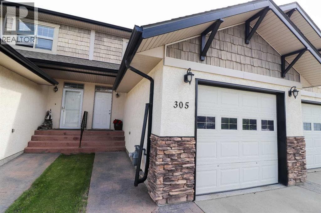 305 Addington Drive — photo 2