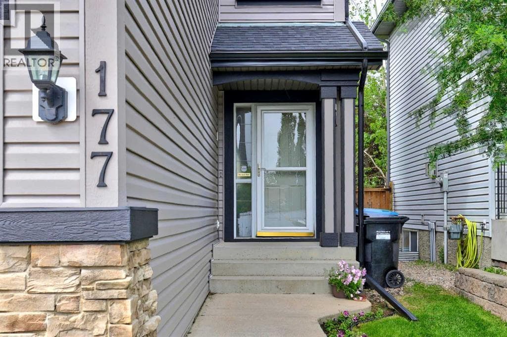 177 Covehaven Gardens NE — photo 3