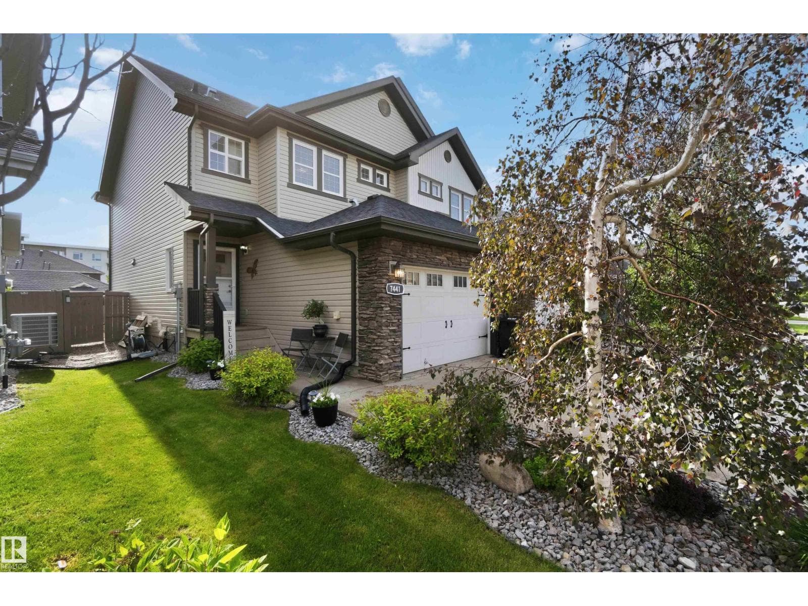 7441 ELLESMERE WY