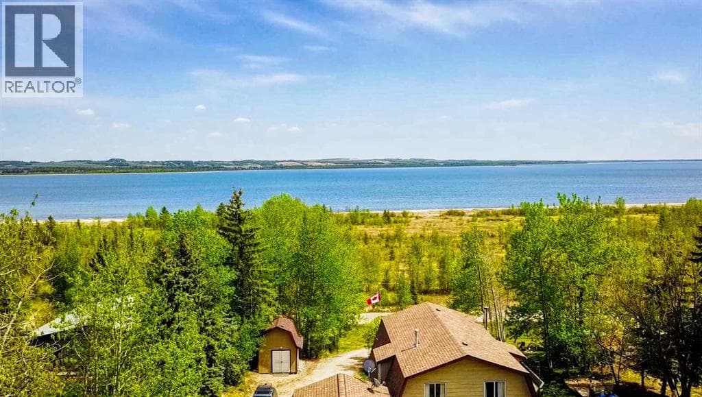 20 Lakeshore Drive