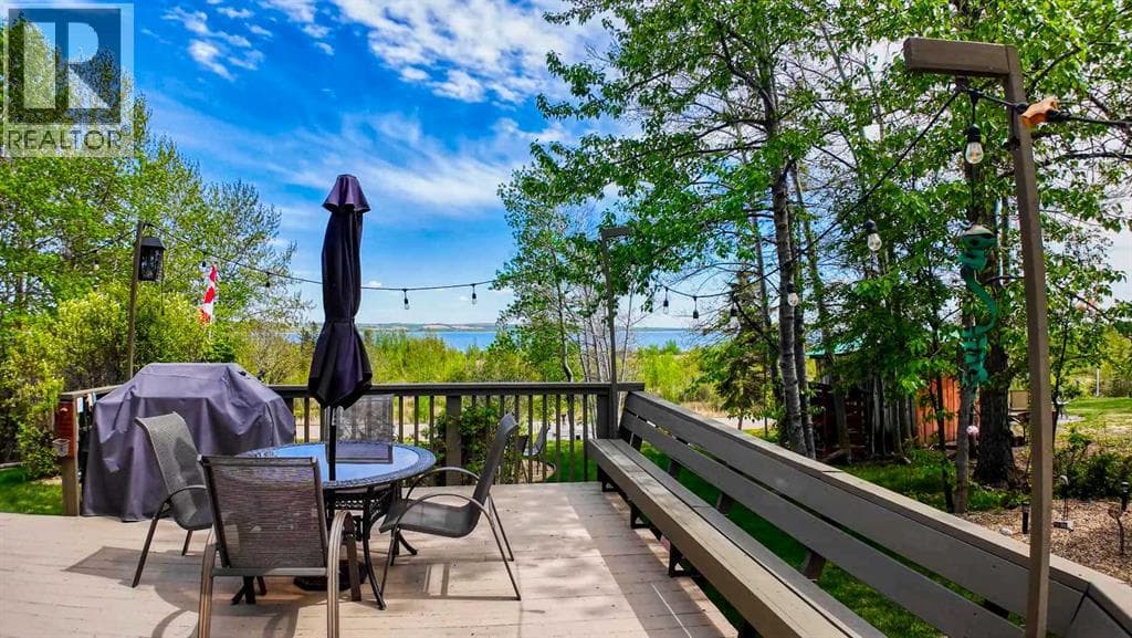 20 Lakeshore Drive — photo 4