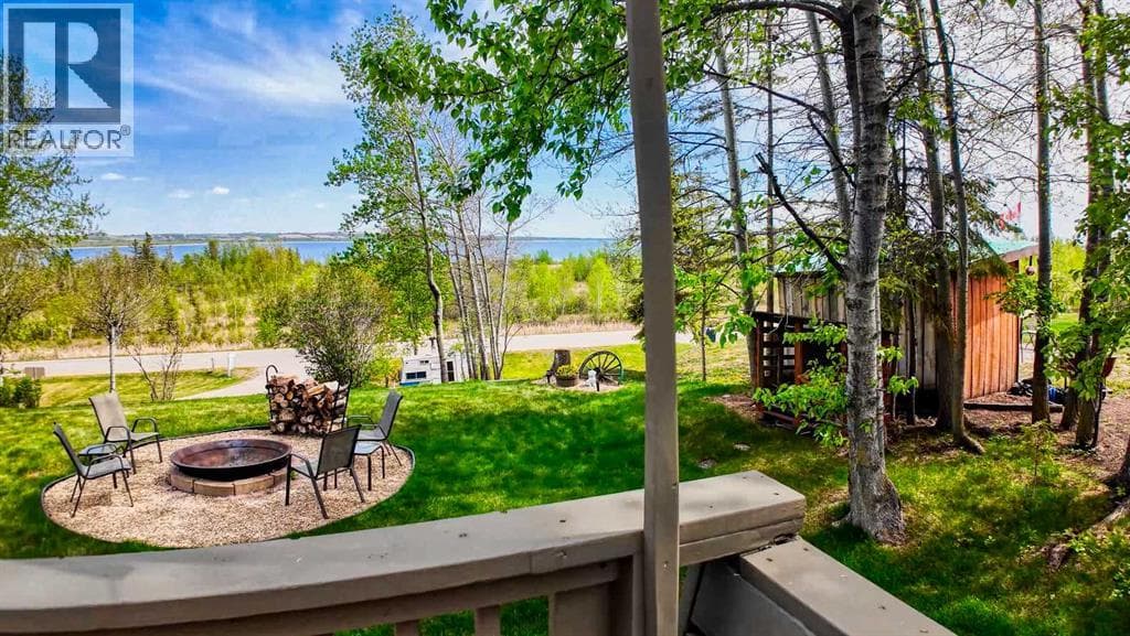 20 Lakeshore Drive — photo 2