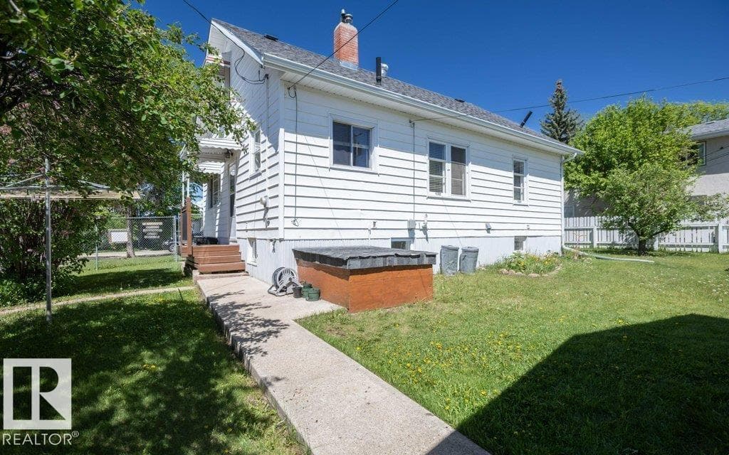 5131 52 ST — photo 4