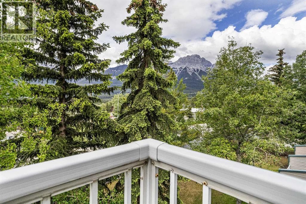 9, 200 Glacier Drive — photo 5
