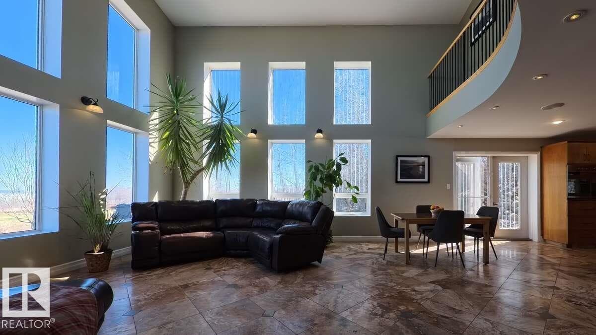 60014 Range Rd 460 — photo 3