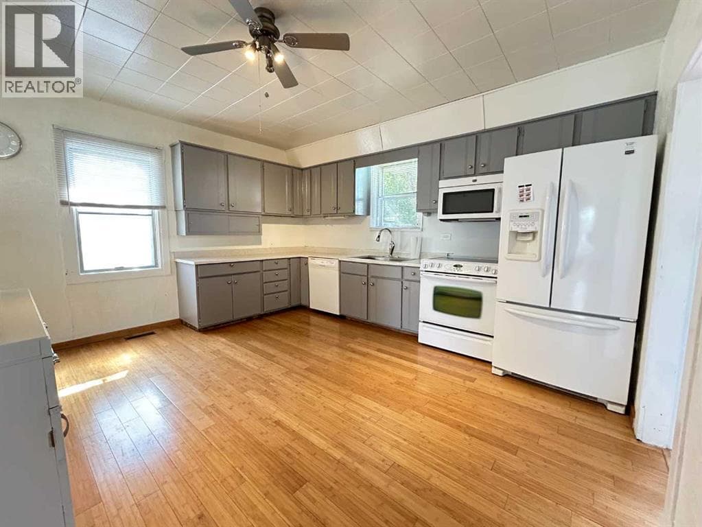 1111 Braemar Street SE — photo 3