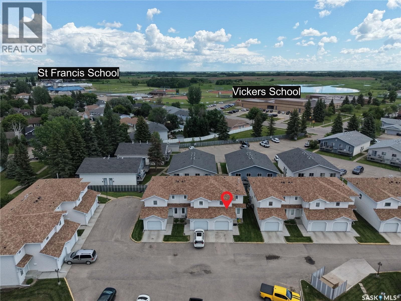 26 1620 Olive Diefenbaker DRIVE — photo 3