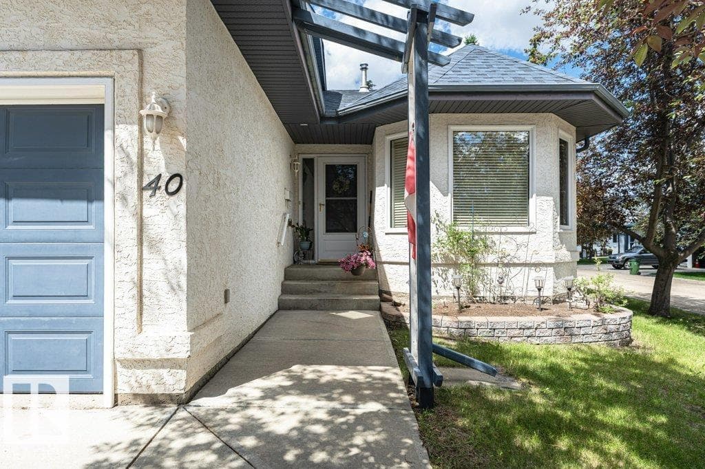 #40 8 DECHENE RD NW — photo 3