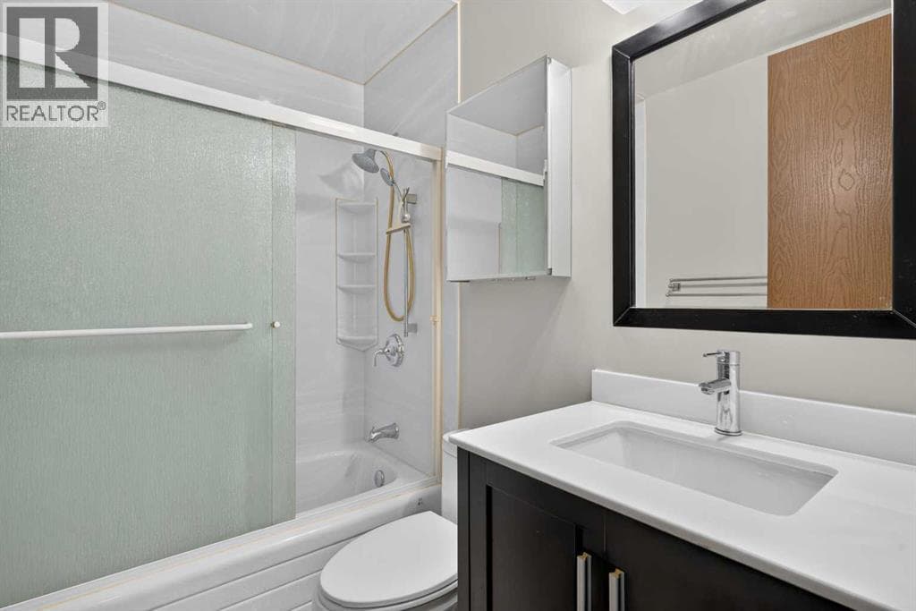 3 bed 1 bath single family at 359 Maitland Crescent NE — $449,900 — photo 12