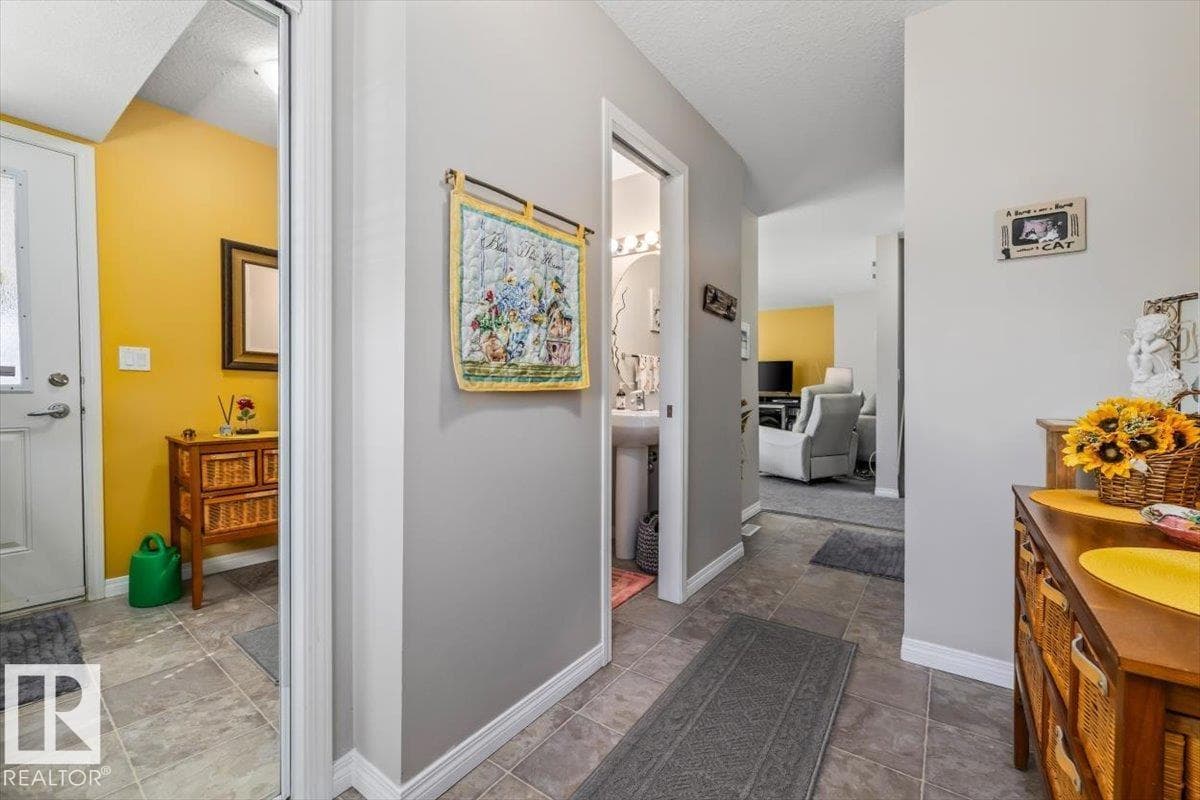 #75 11 Clover Bar LN — photo 5