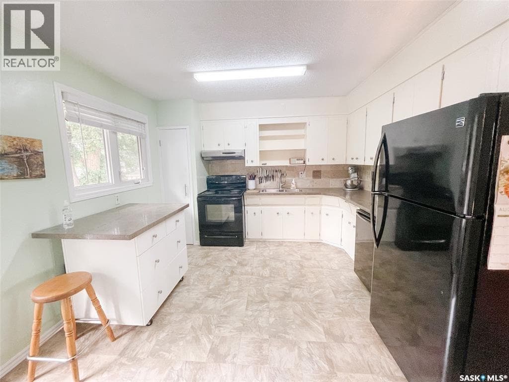 5 bed 2 bath single family at 1617 Ruth STREET E — $549,900 — photo 11