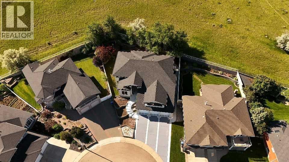 23 Chinook Place SW — photo 2