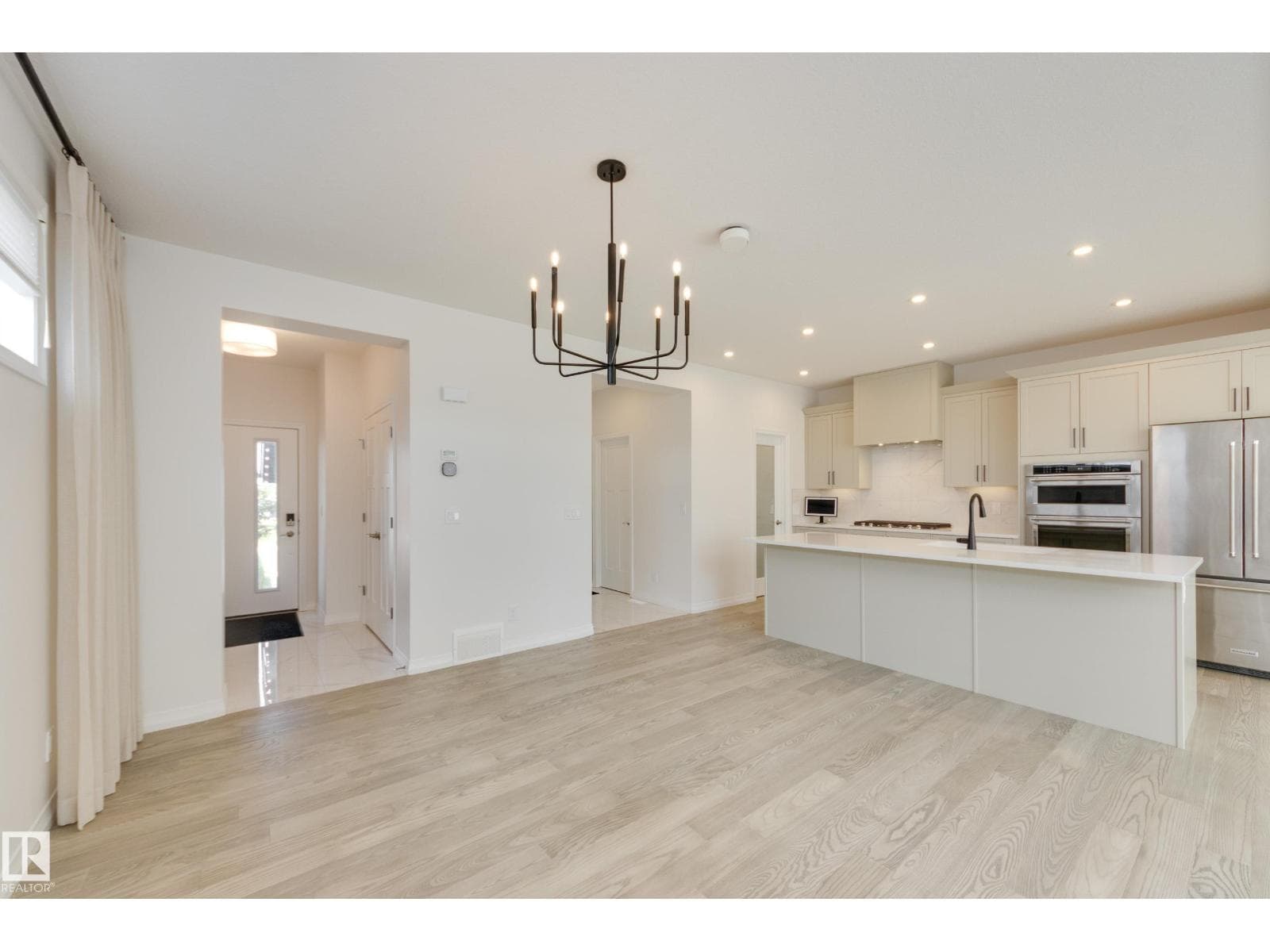4 bed 4 bath single family at 3249 Dixon way SW — $684,900 — photo 9