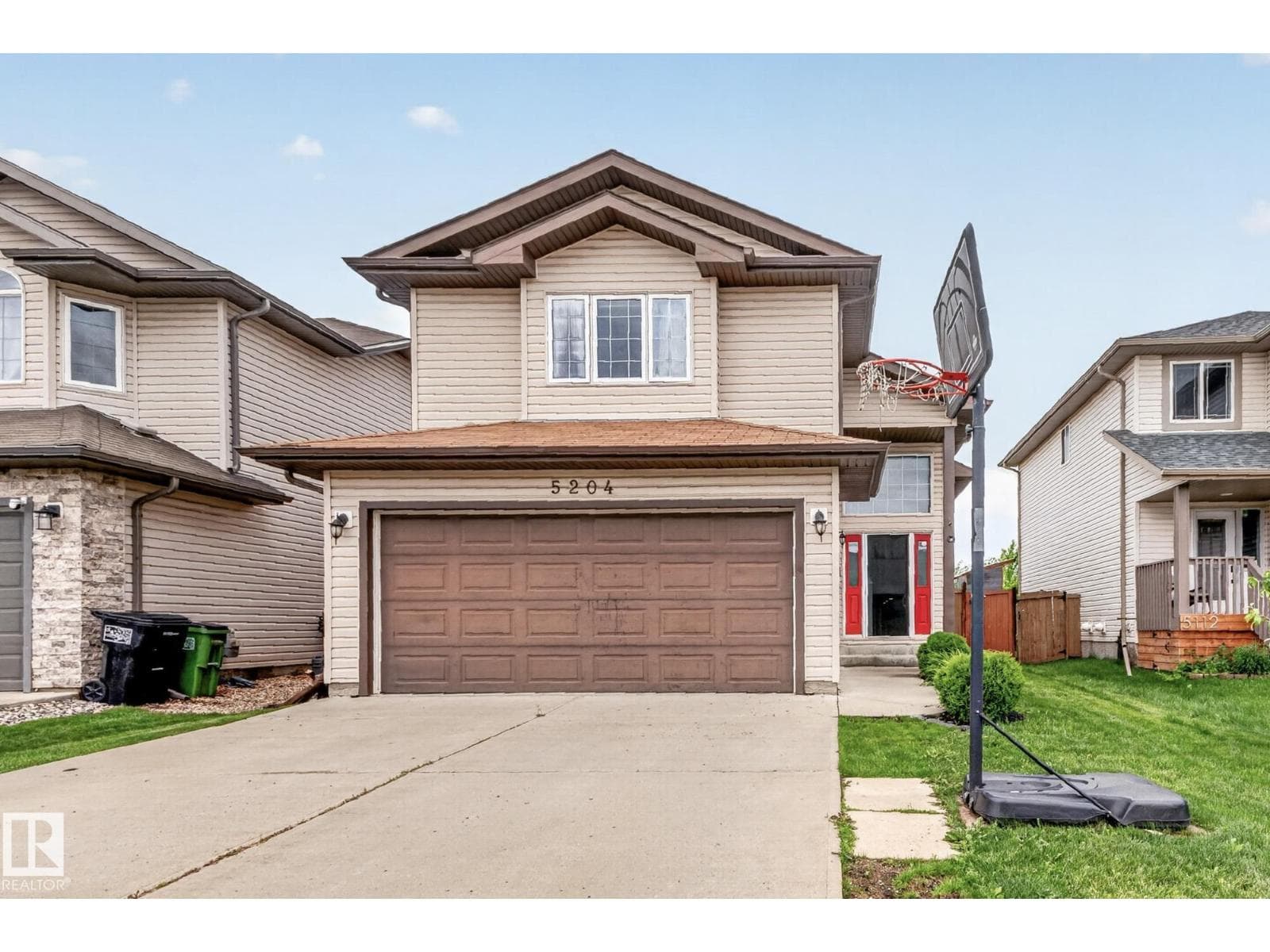5204 159 AV NW — photo 3