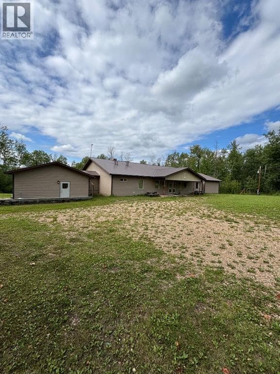14308 Twp Rd 670 — photo 2