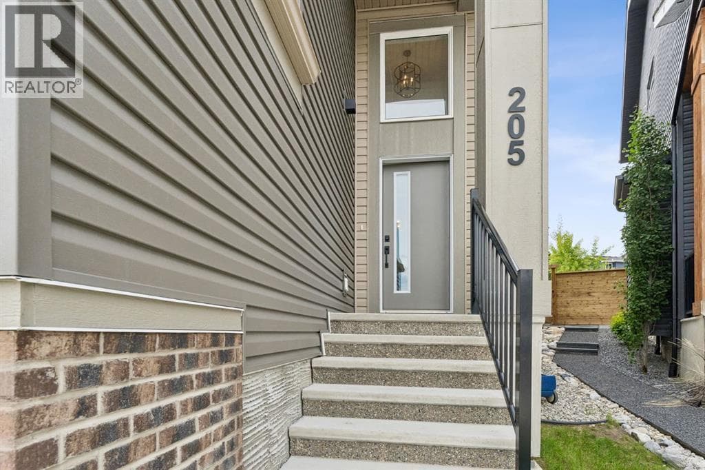 205 Precedence View — photo 2