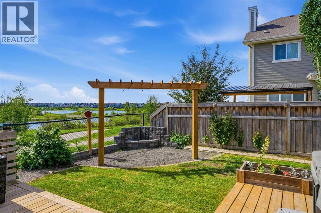 468 Mahogany Boulevard SE — photo 4