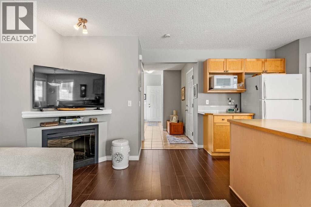 3 bed 3 bath single family at 18 Hidden Creek Rise NW — $410,000 — photo 6