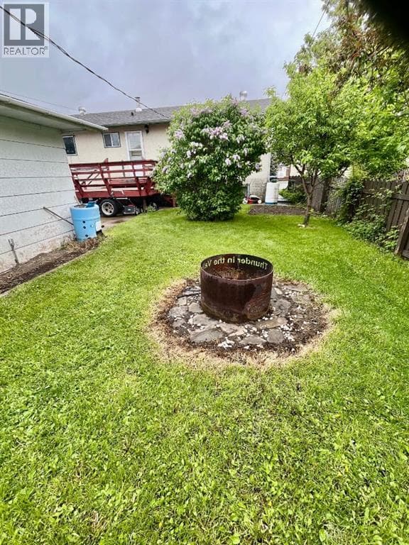 5116 47 Street — photo 3