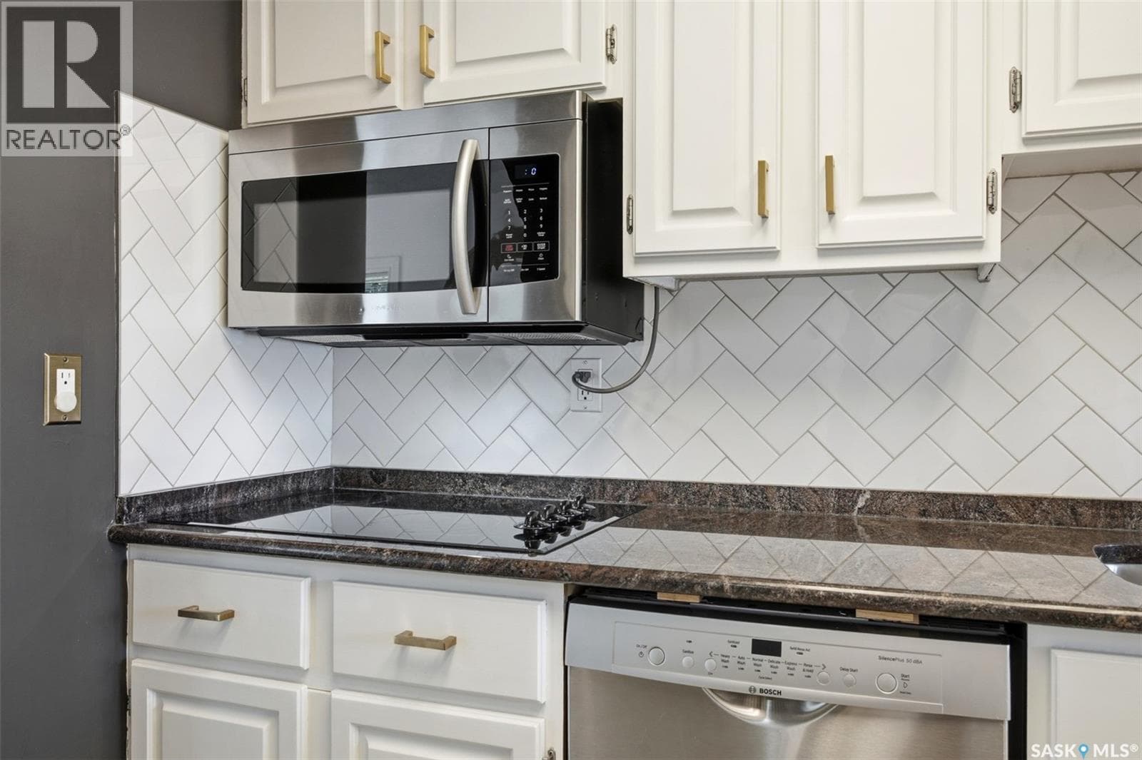 3 bed 2 bath single family at 50 Matheson PLACE — $399,900 — photo 8