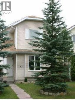 47 Martinridge Way NE — photo 2