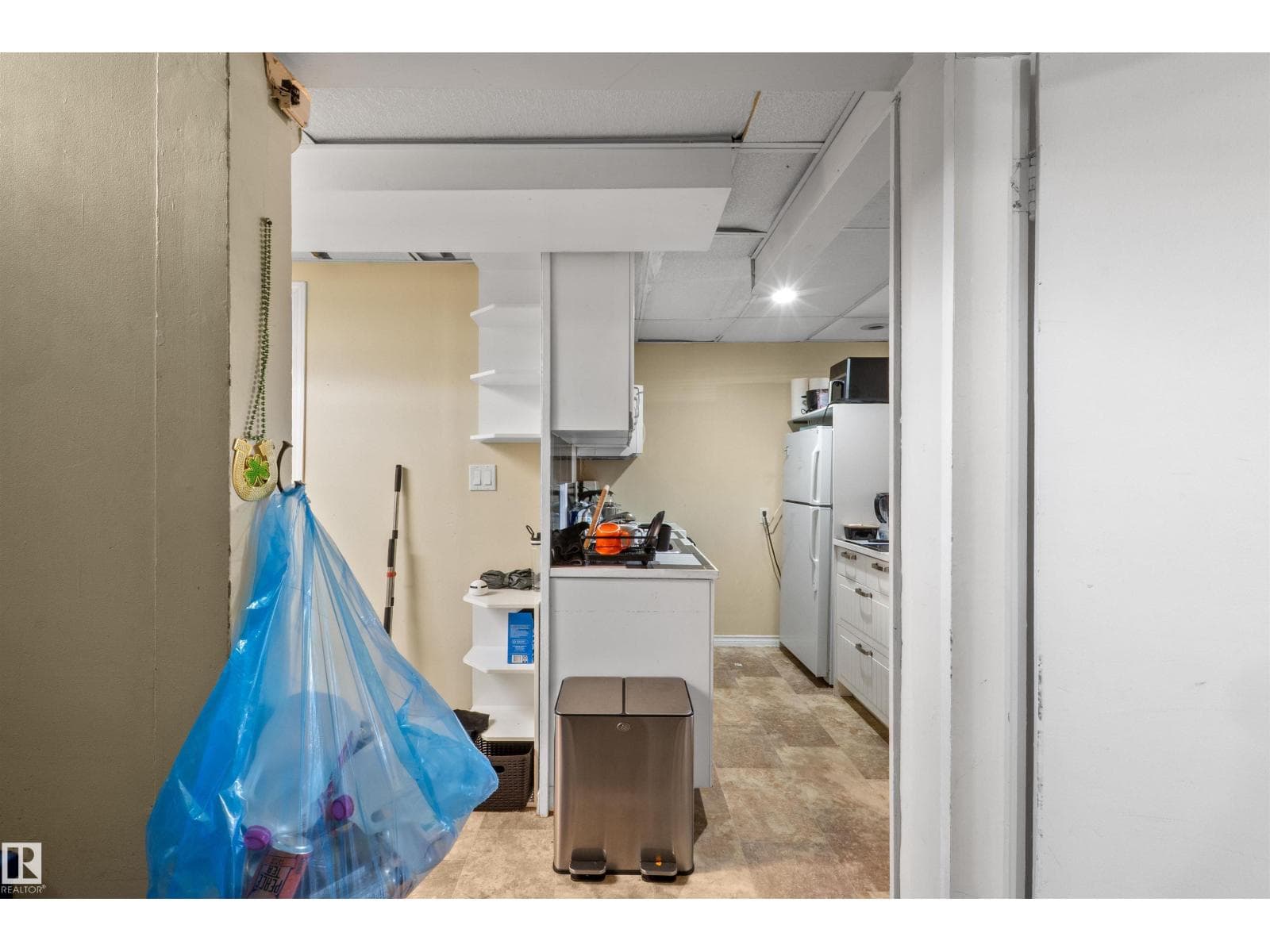 7516 106 ST NW — photo 3