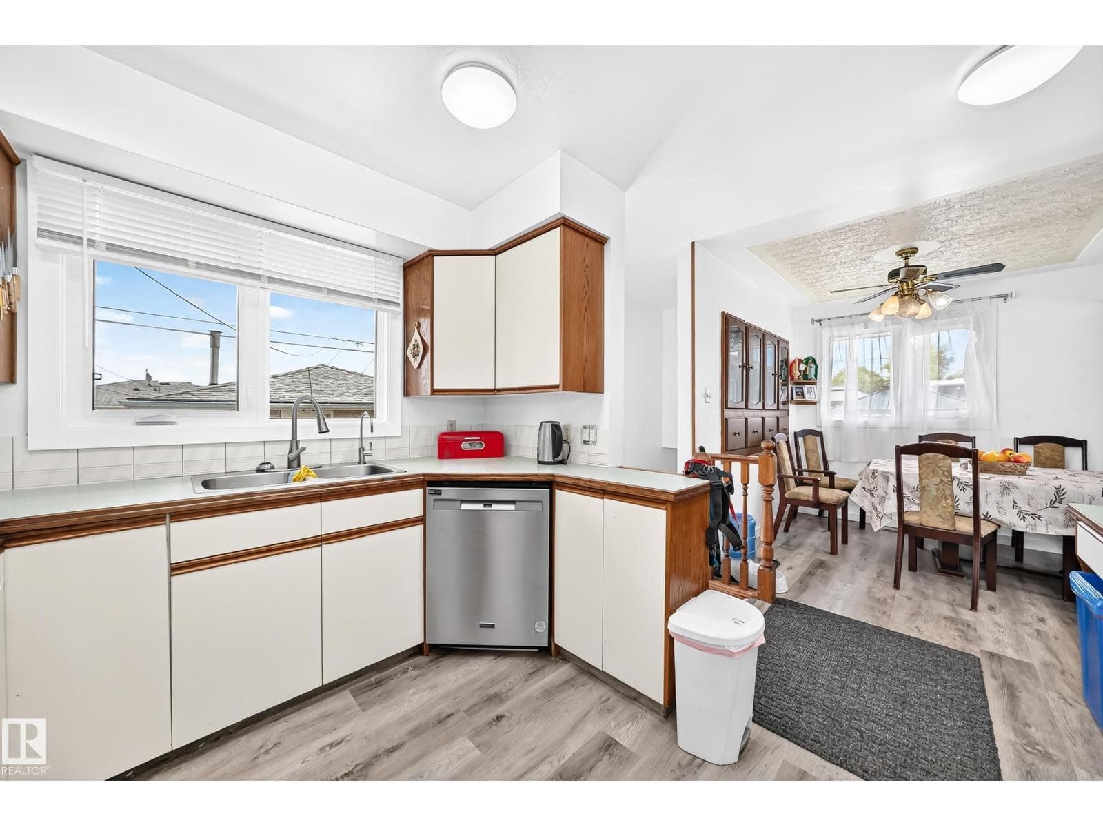 3 bed 2 bath single family at 13316 122 ST NW — $378,800 — photo 10