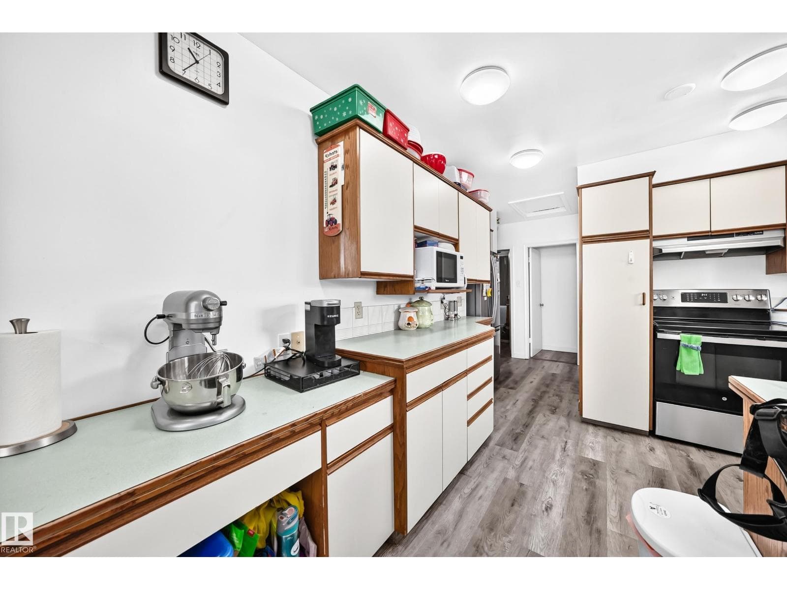 3 bed 2 bath single family at 13316 122 ST NW — $378,800 — photo 12