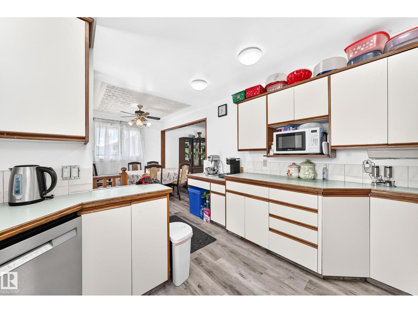 3 bed 2 bath single family at 13316 122 ST NW — $378,800 — photo 9