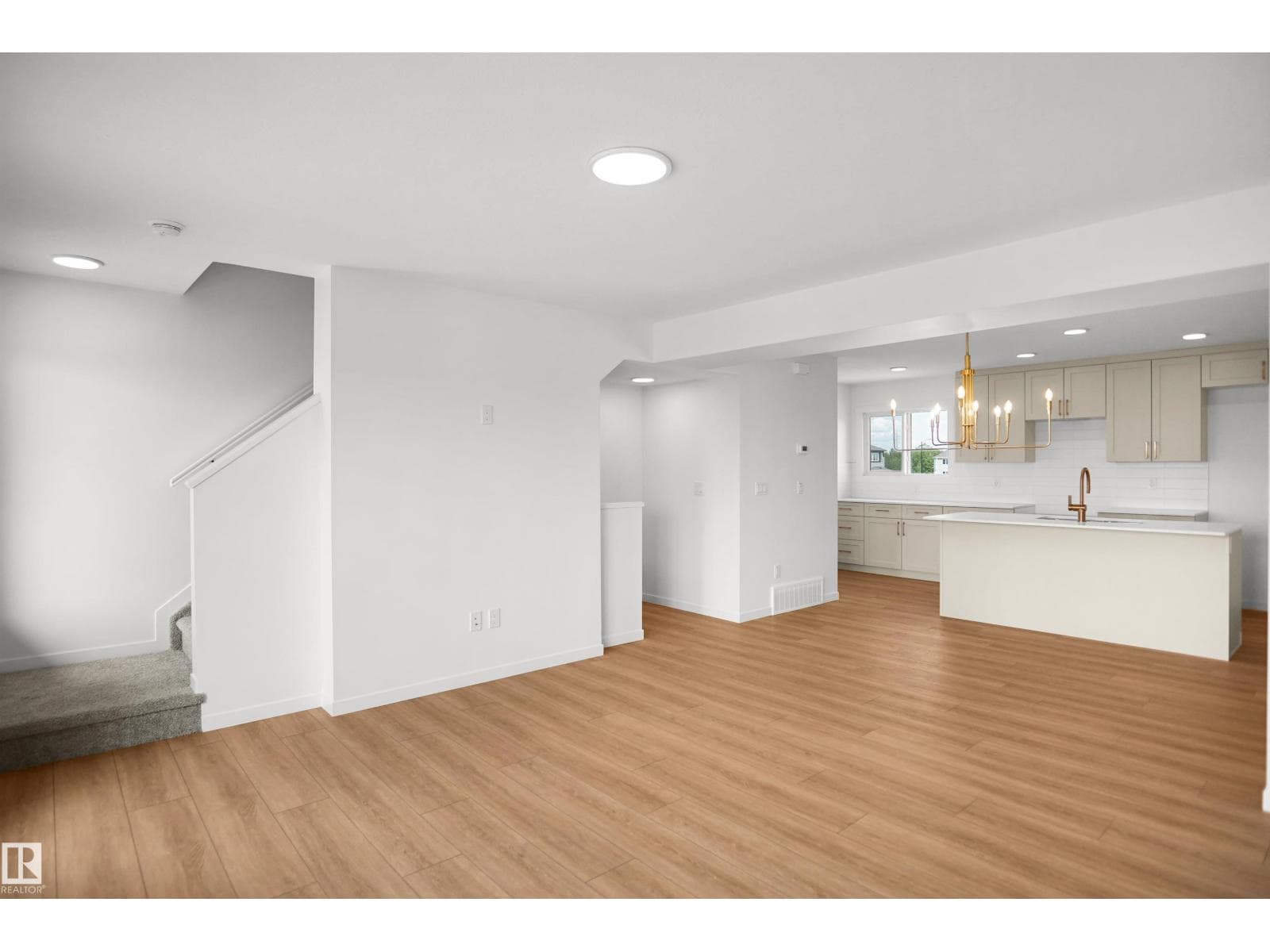 3 bed 3 bath single family at 525 ASTER DR NW — $389,998 — photo 6