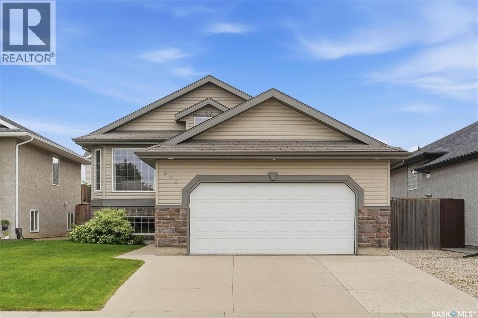 223 Trimble LANE — photo 3