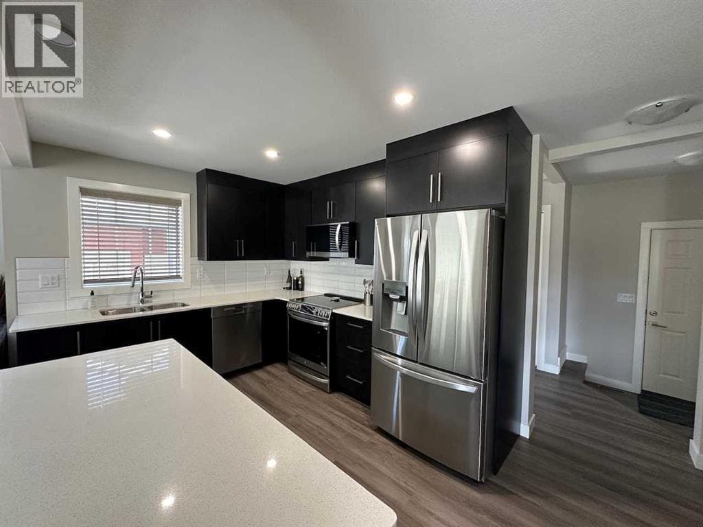111 Golden Crescent — photo 4