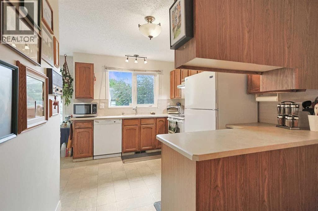 2 bed 2 bath single family at 121, 1190 Ranchview Road NW — $429,900 — photo 12