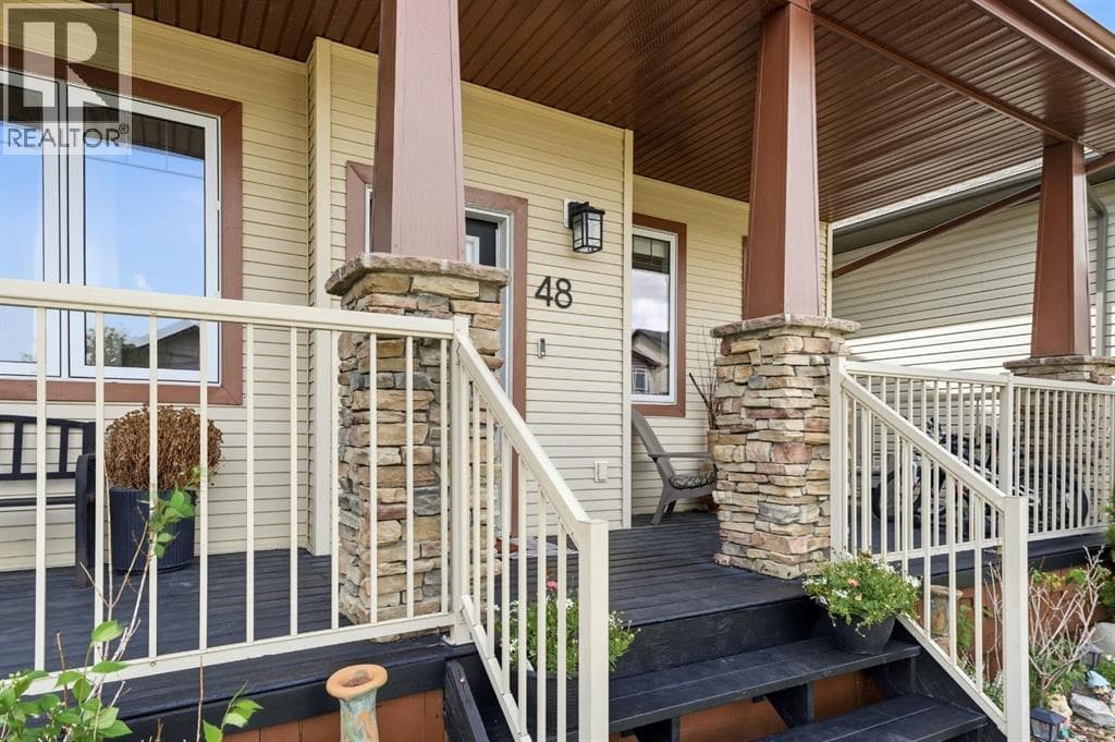 48 Vickers Close — photo 3