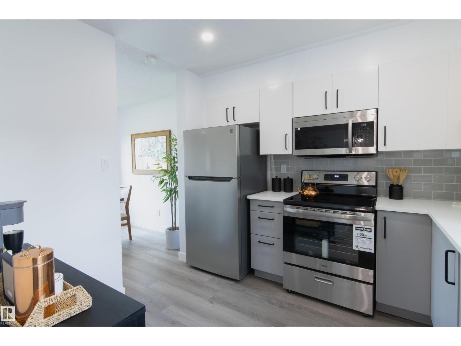 #33 15710 BEAUMARIS RD NW — photo 4