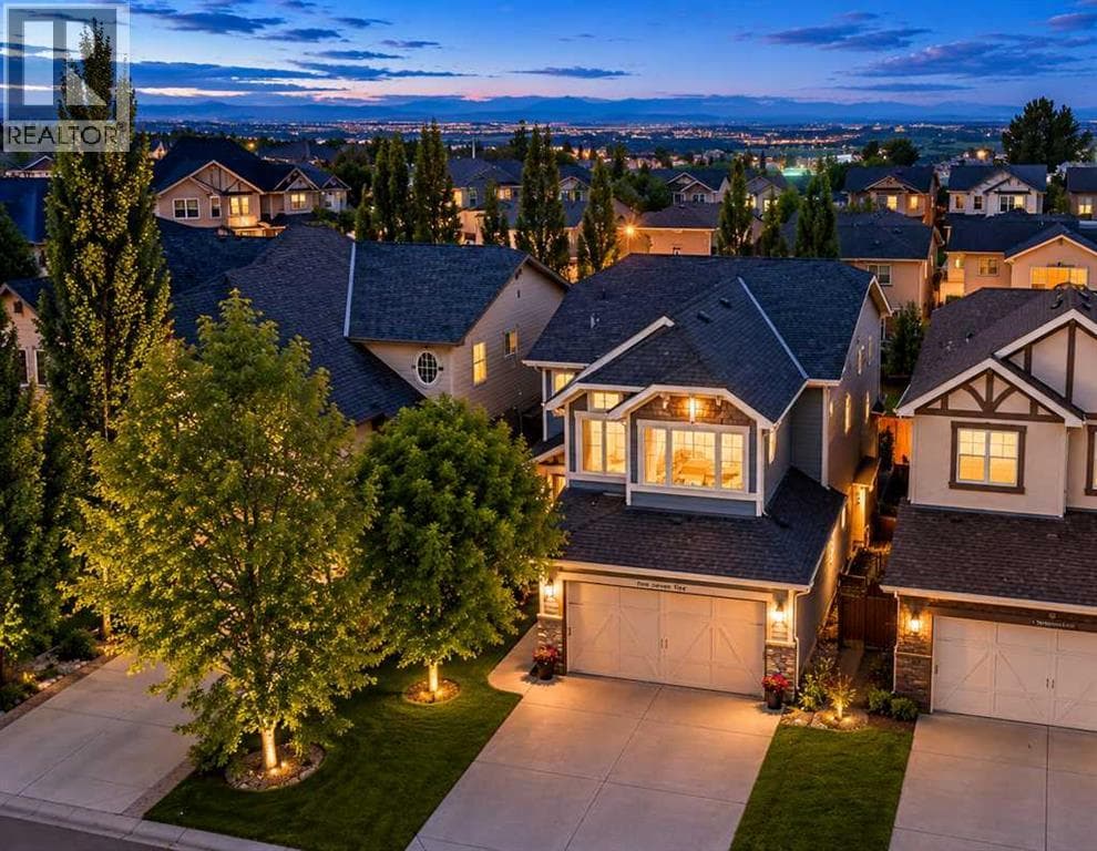 275 Aspen Hills Close SW — photo 2