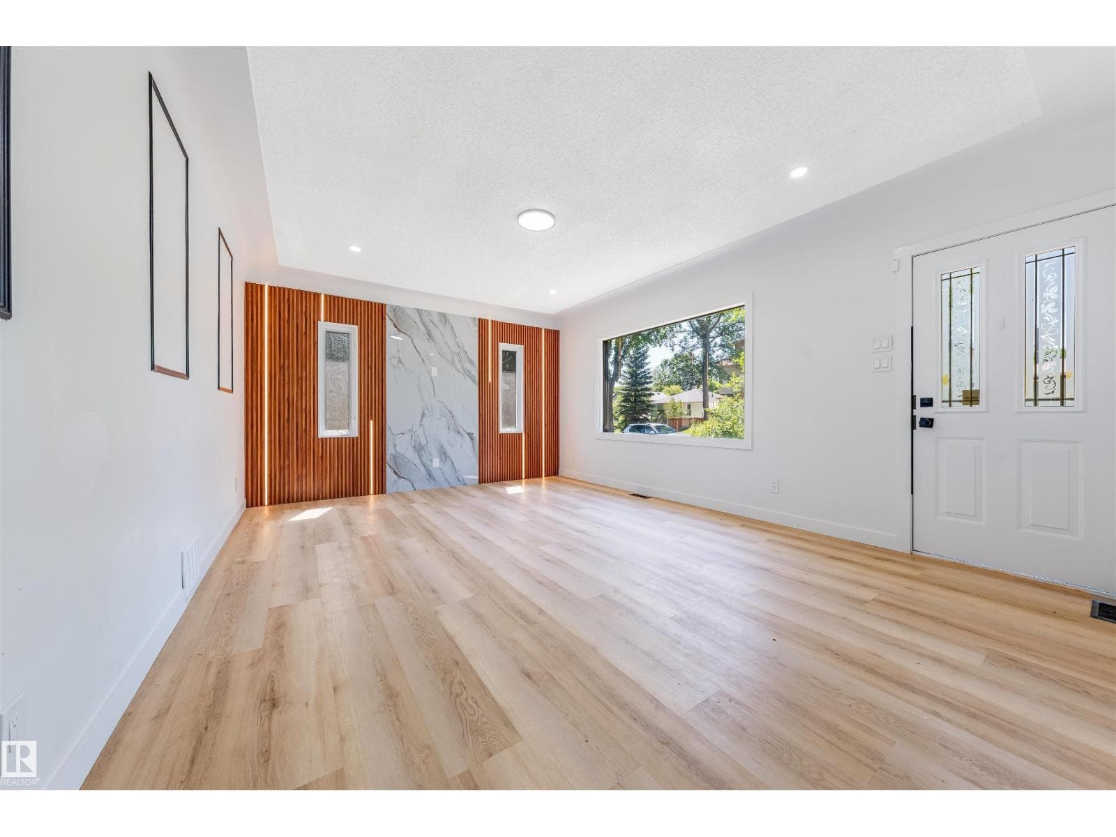11927 68 ST NW — photo 5
