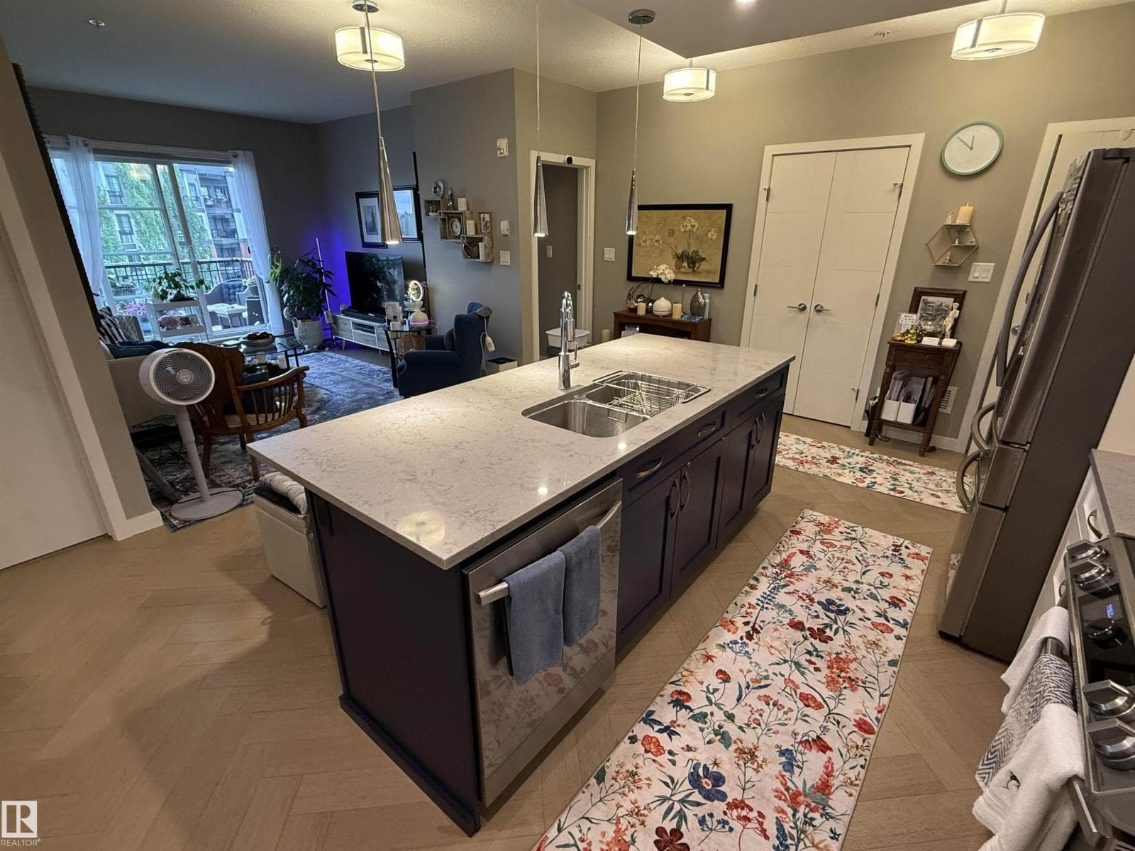 #339 1154 ADAMSON DR SW — photo 4