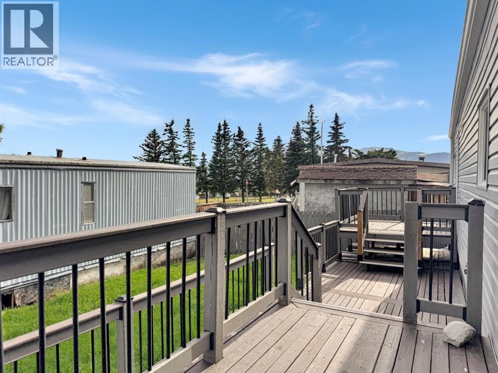 69 Shand Trailer COURT — photo 4