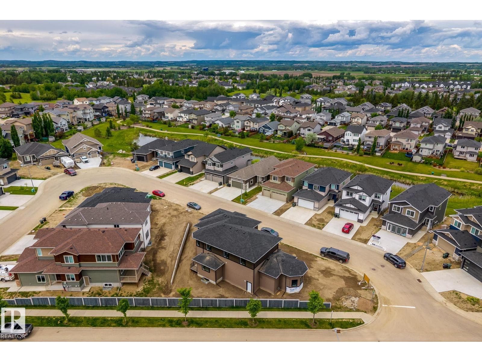 33 Harley WY NW — photo 3
