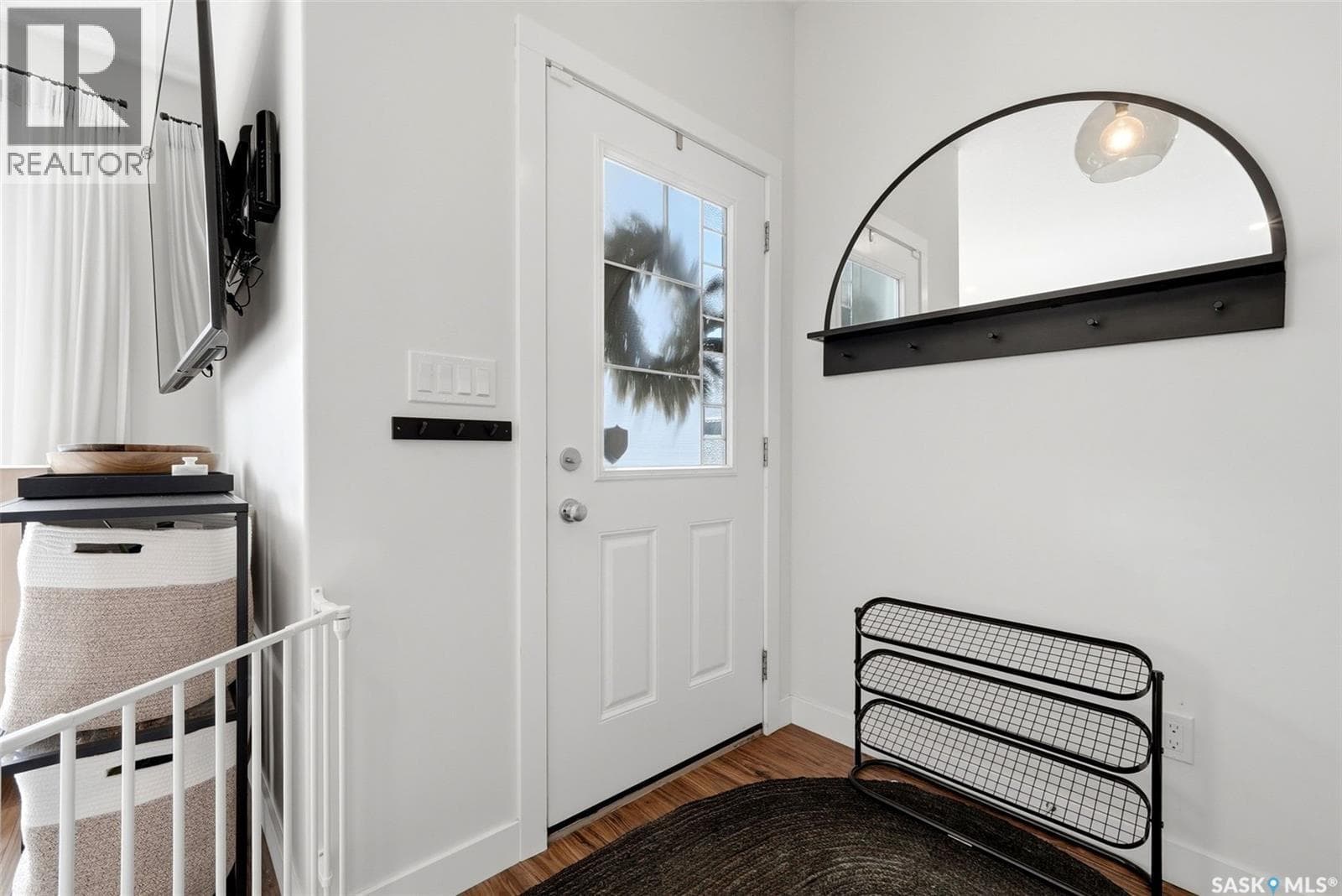 2174 Elliott STREET — photo 3