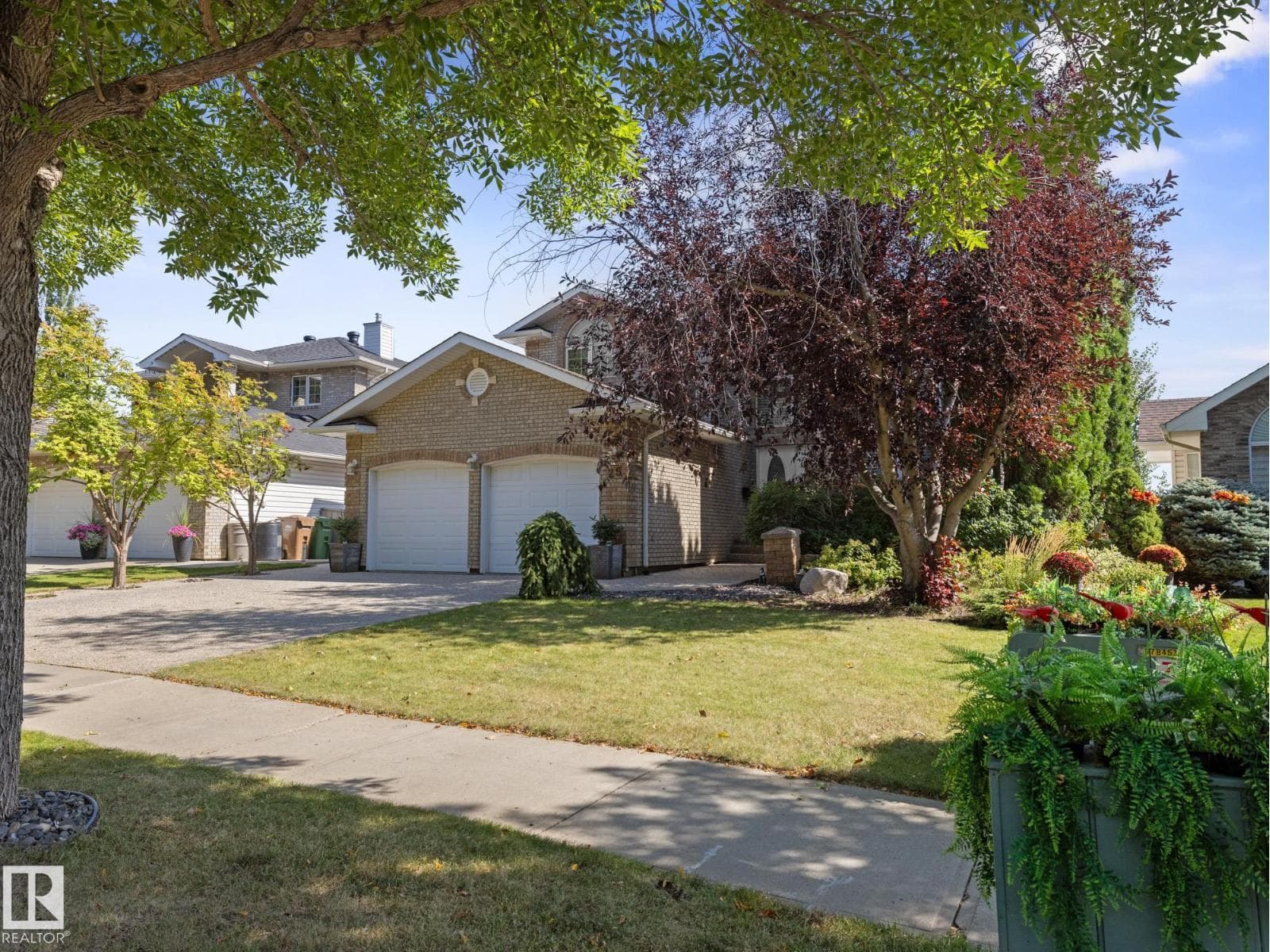 29 OAKDALE PL — photo 3