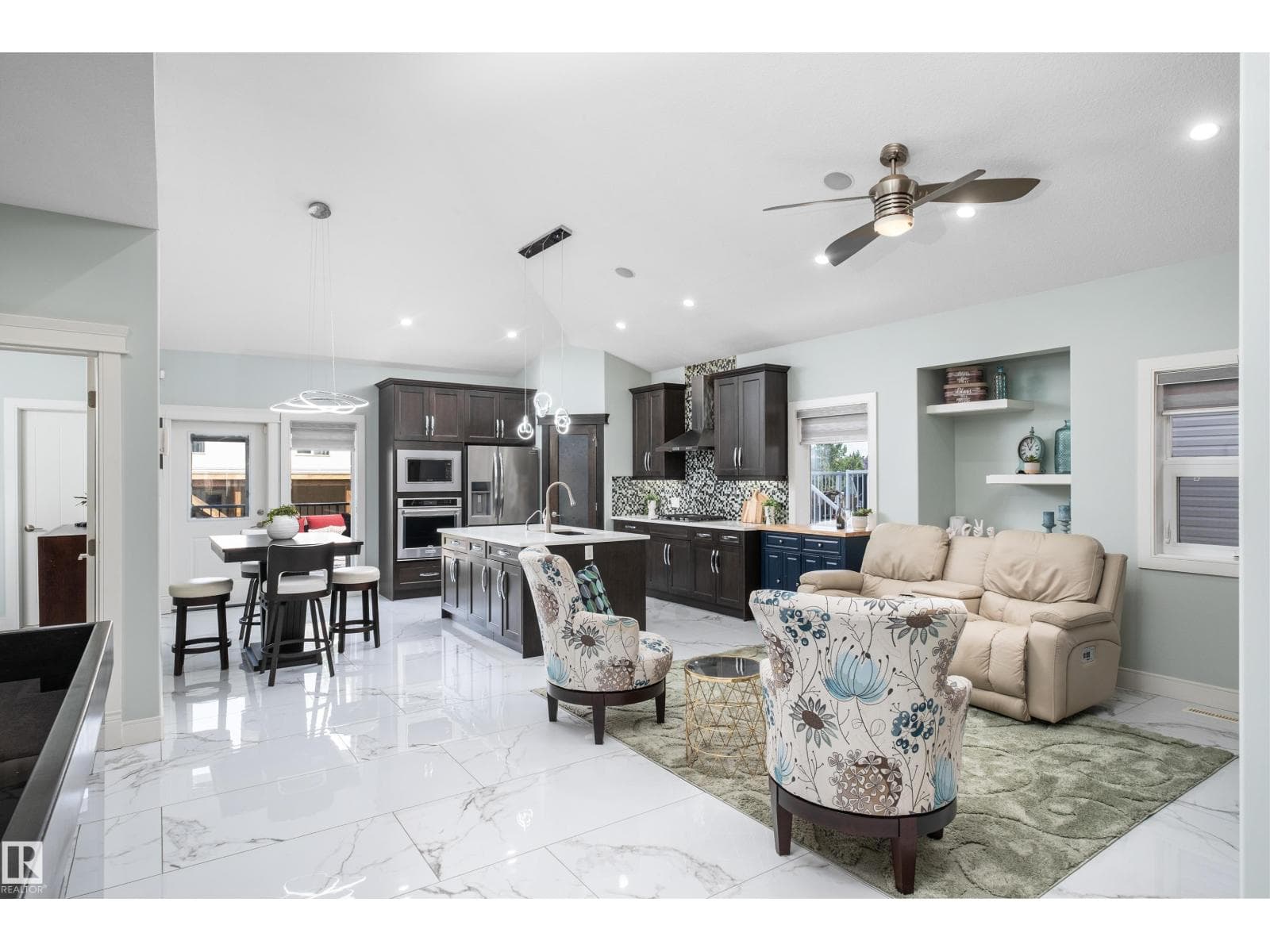 18 Lakevista PT — photo 3
