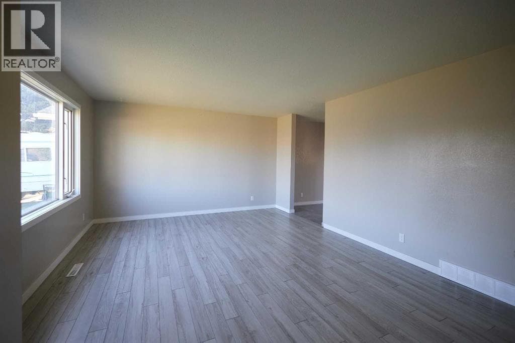 2501 13 Avenue N — photo 3