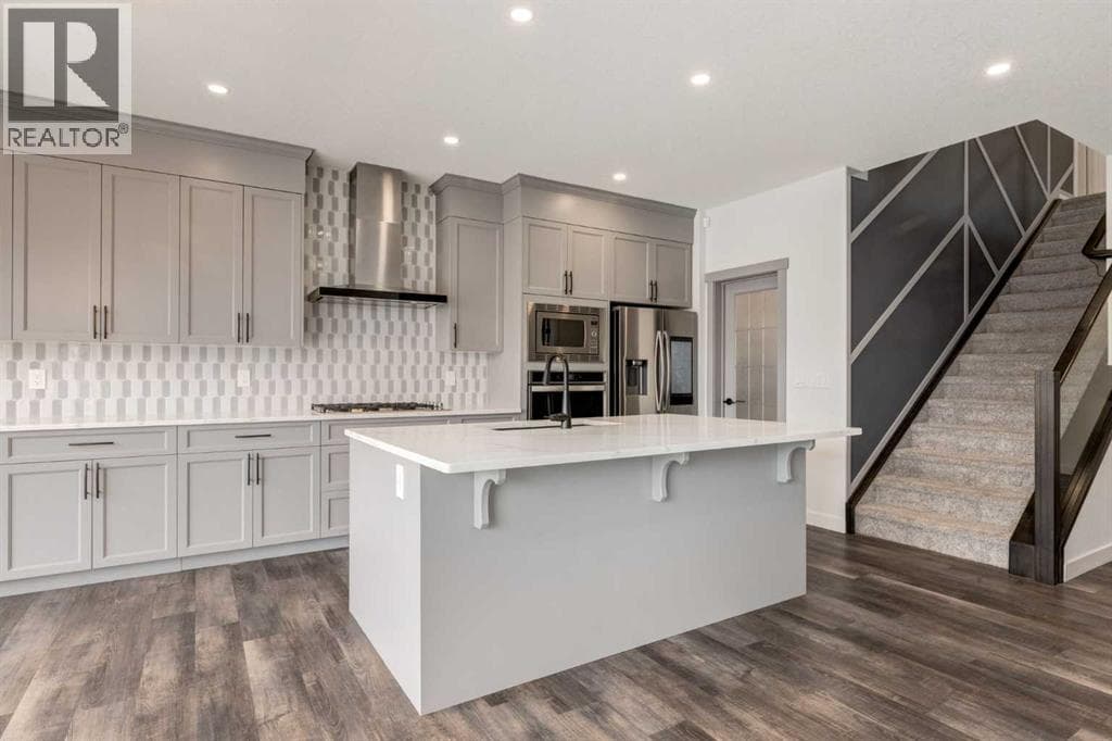 142 Cranbrook Park SE — photo 5
