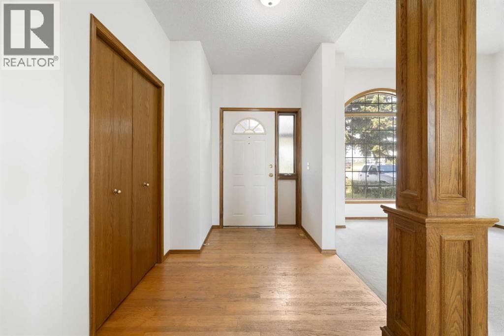 210 McKinnon Drive — photo 5
