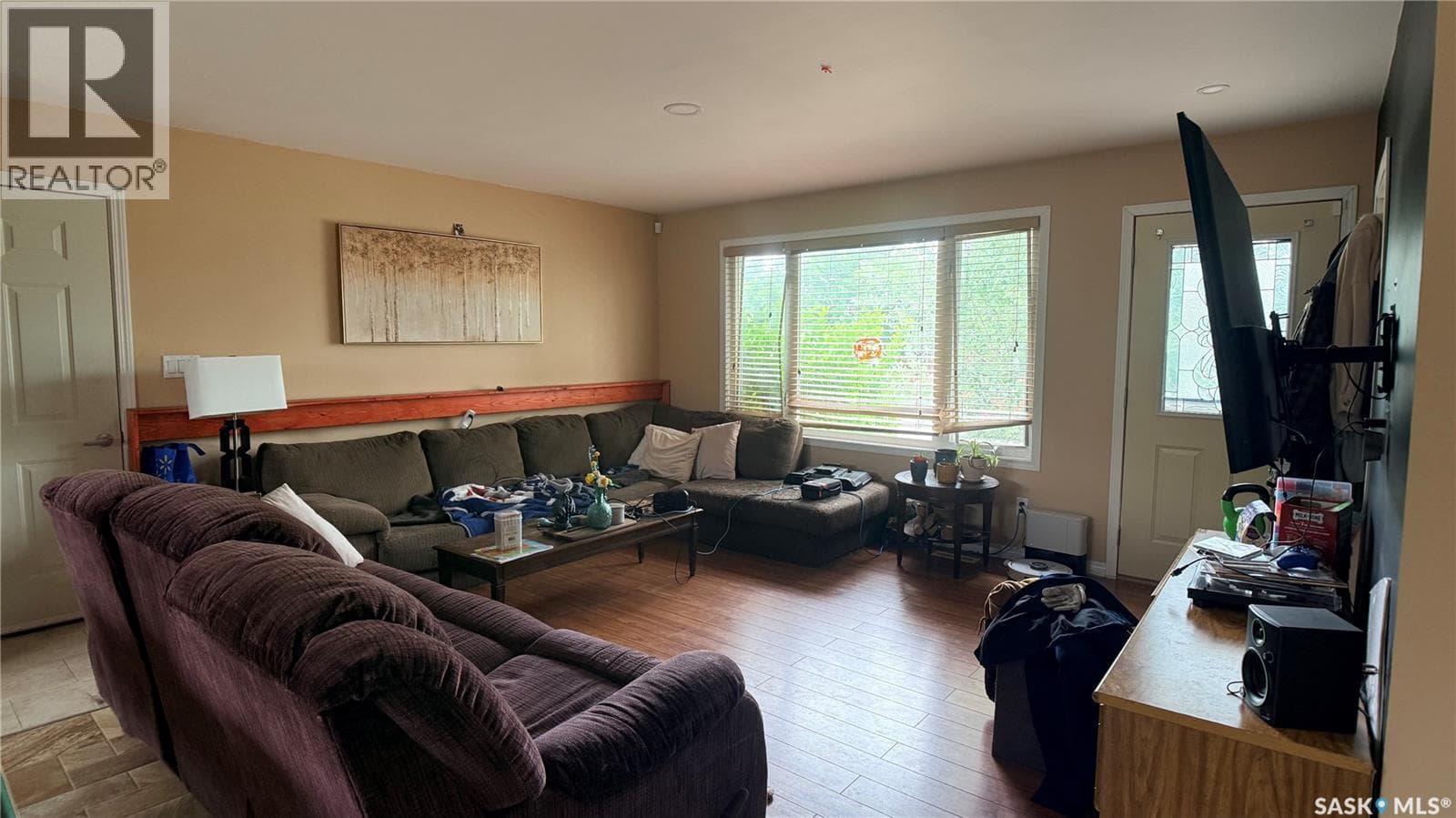 709 Bradley AVENUE — photo 5