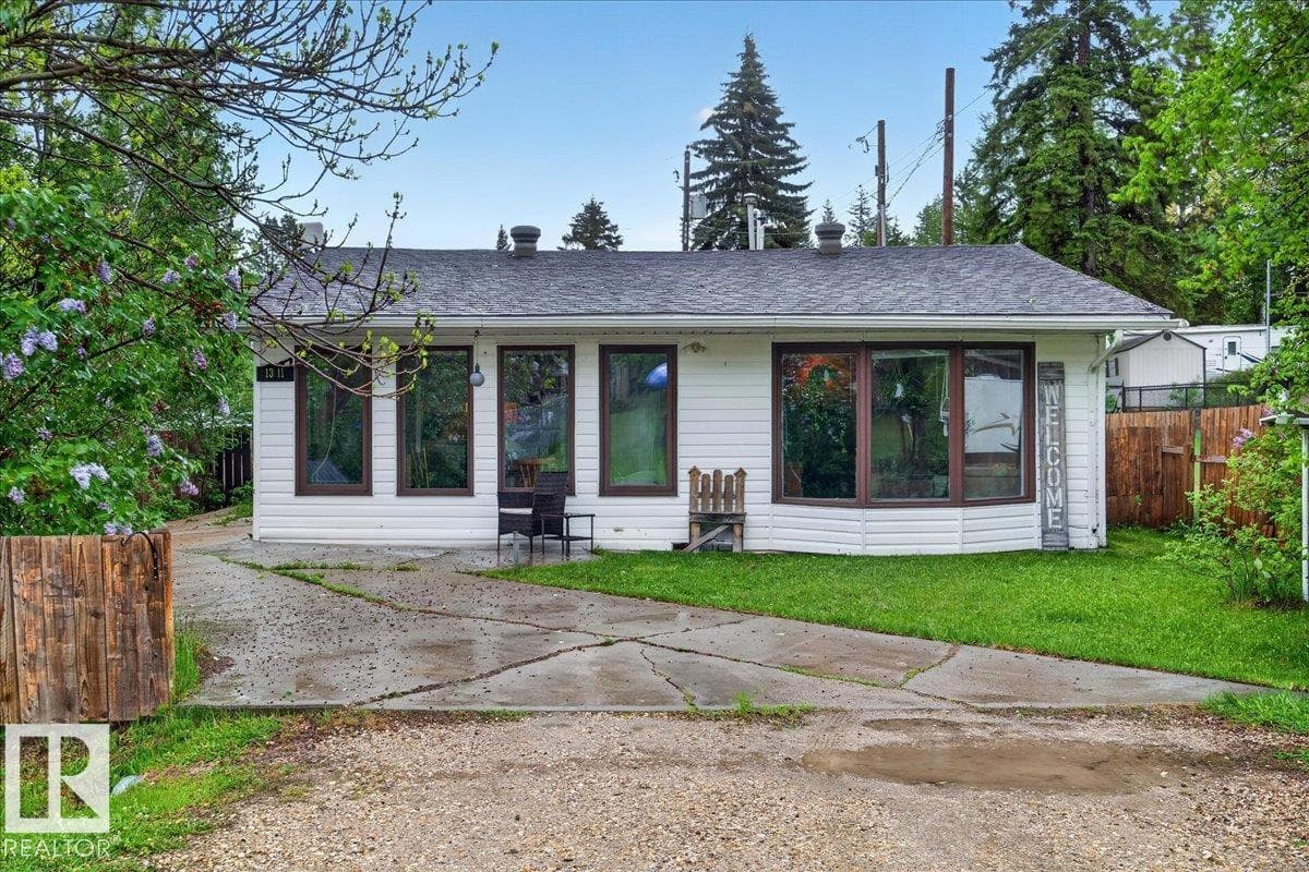 1311 Park CR — photo 3