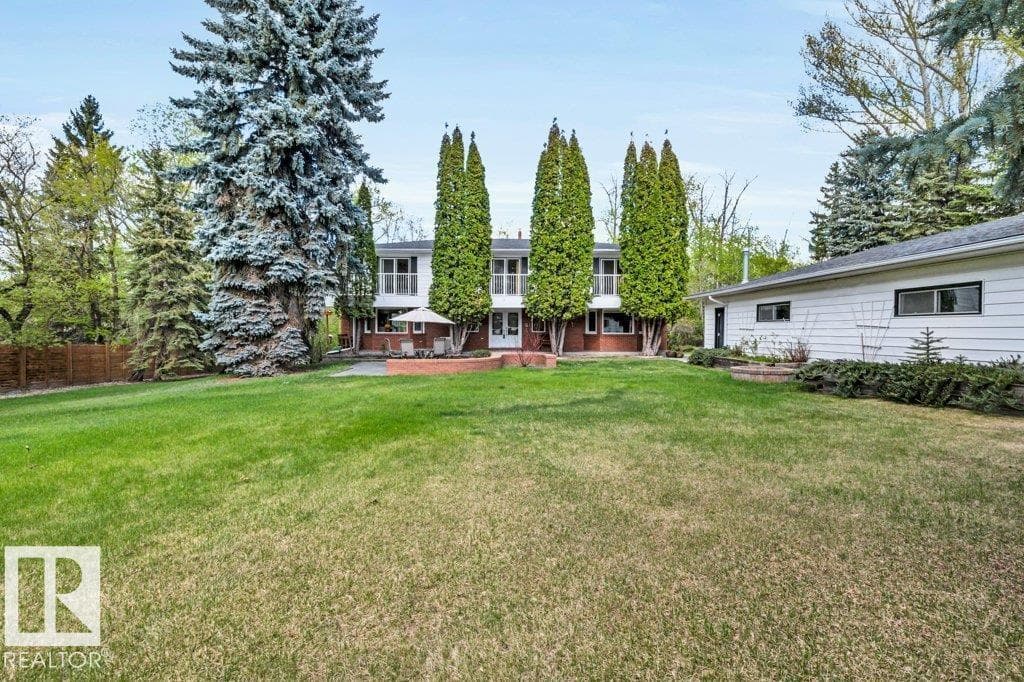 260 Windermere DR NW