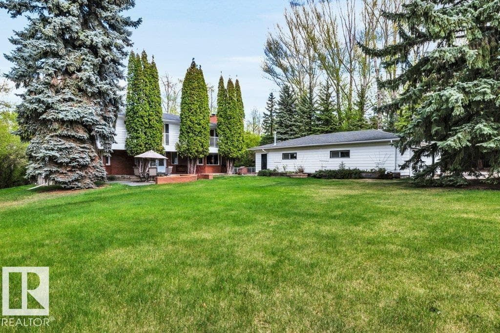 260 Windermere DR NW — photo 5